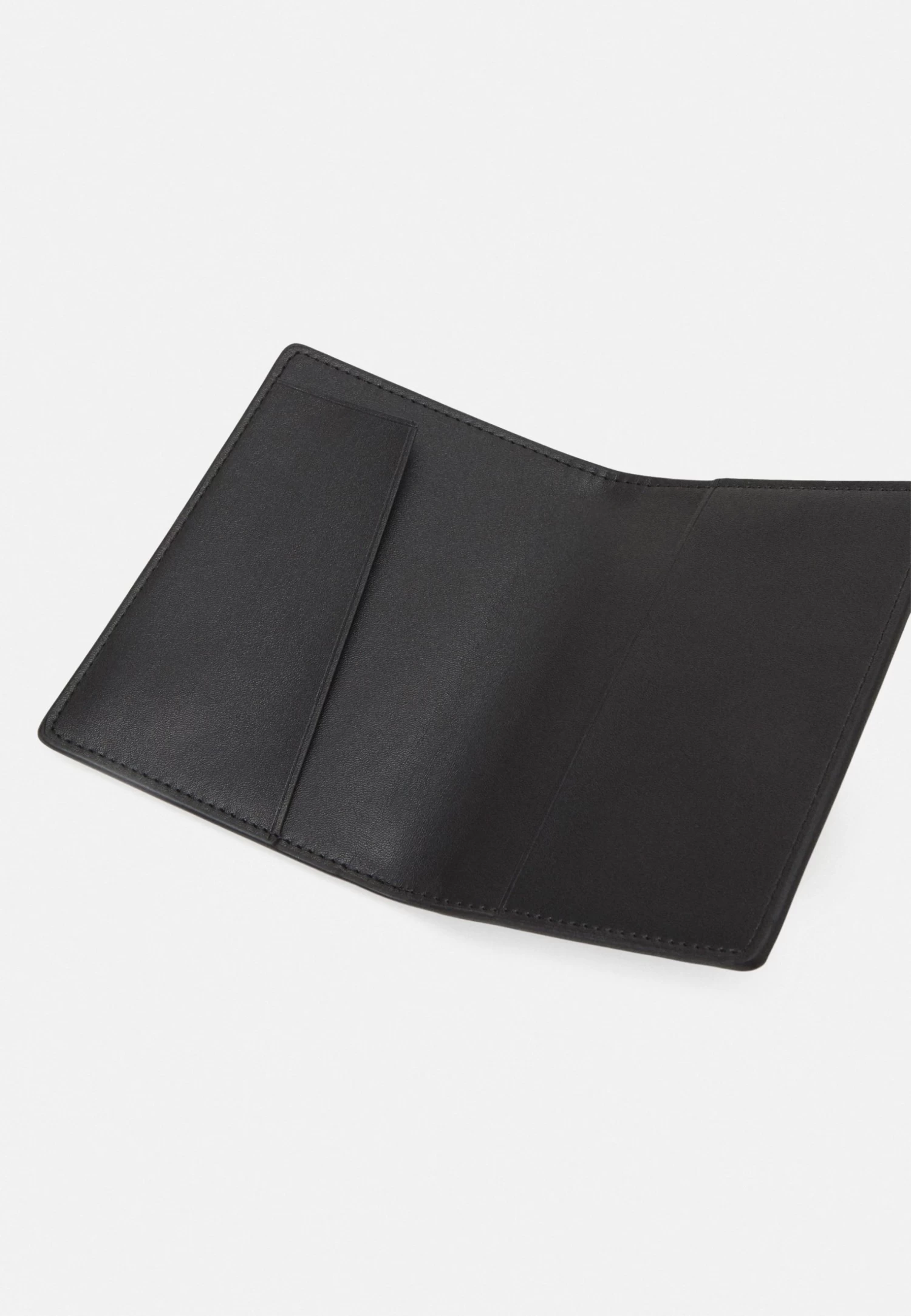 Anna Field Passport Case And Luggage Tag Set - Paspoorthouder - Black - Afbeelding 3