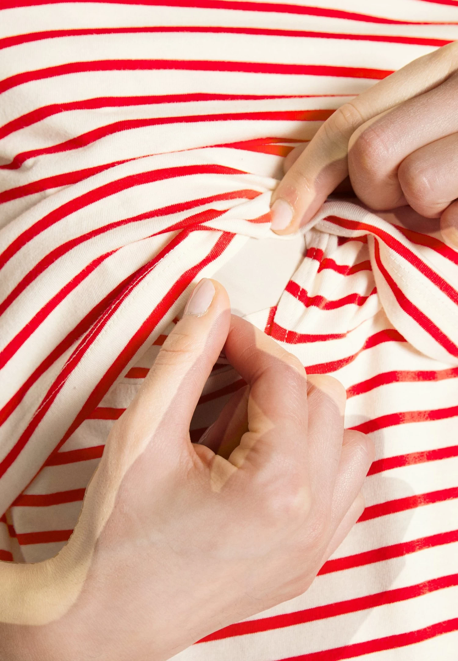 Maternity Long Tee- T-Shirt Basic - Red/Off-White - Afbeelding 5