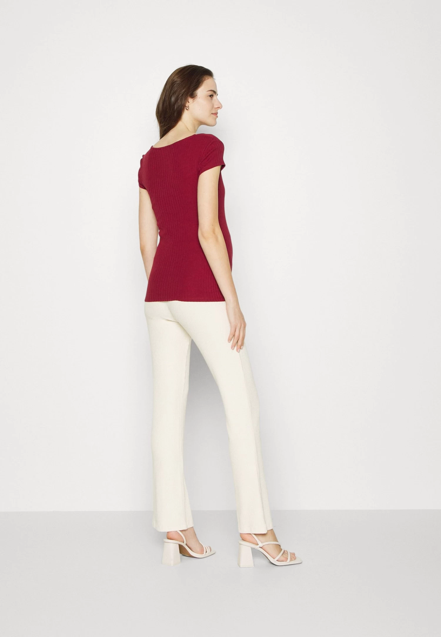 T-Shirt Basic - Dark Red - Afbeelding 3
